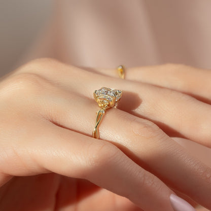 2 CT - 2.5 CT Princess Cut Halo Twig Style Moissanite Engagement Ring