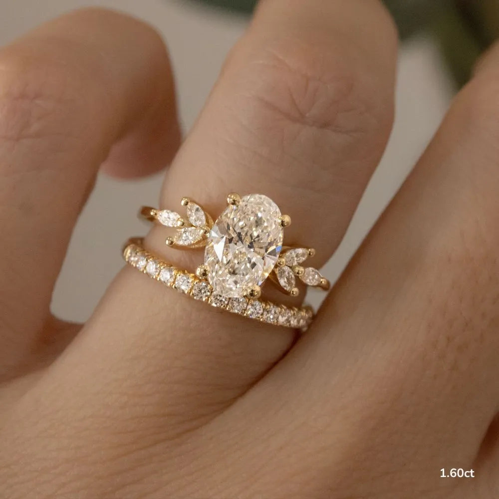 1.6 CT - 2.6 CT Oval Cut Cluster Moissanite Engagement Ring