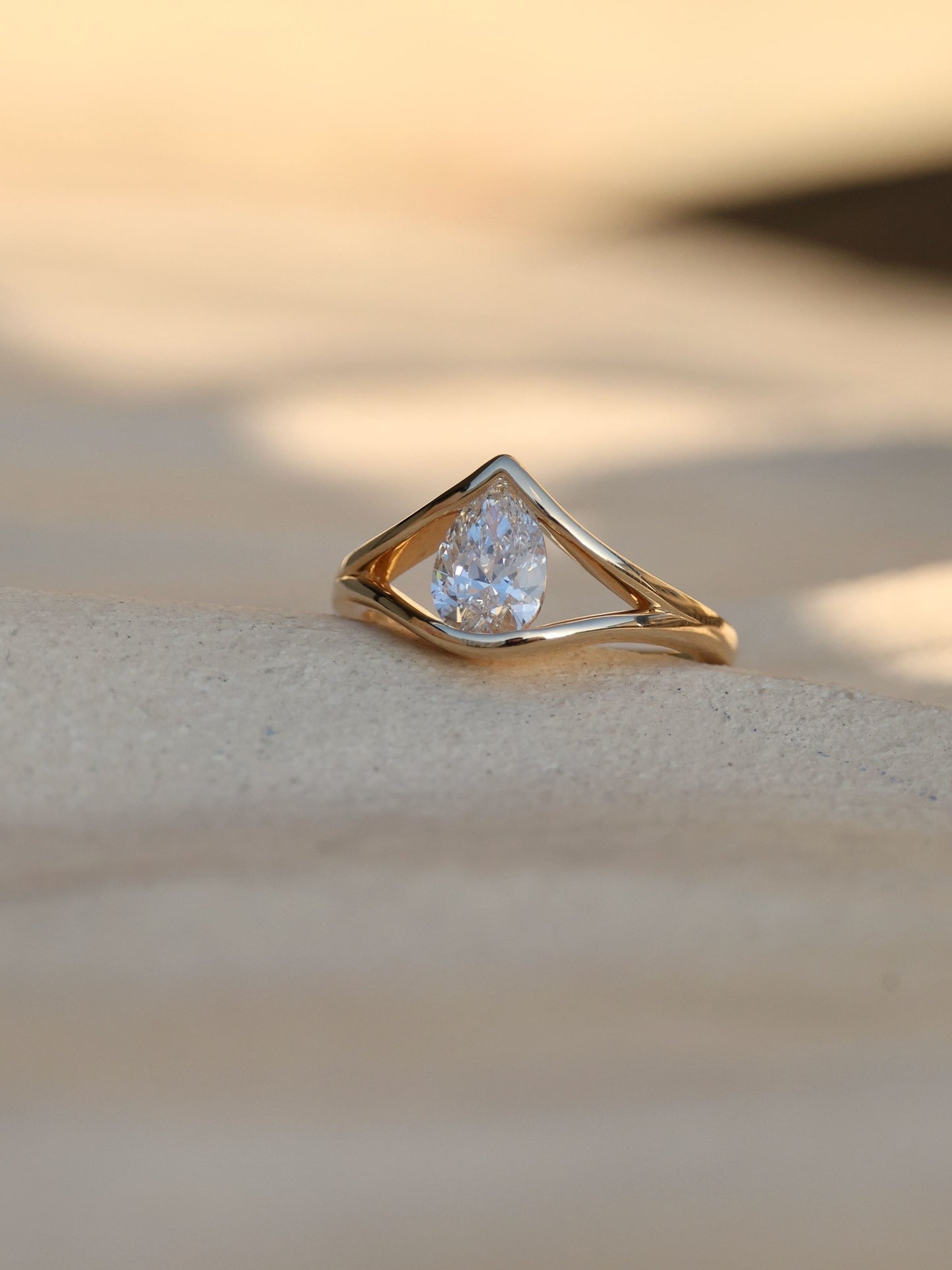 1 CT - 3 CT Pear Cut Lab grown Diamond Split Shank Solitaire Engagement Ring