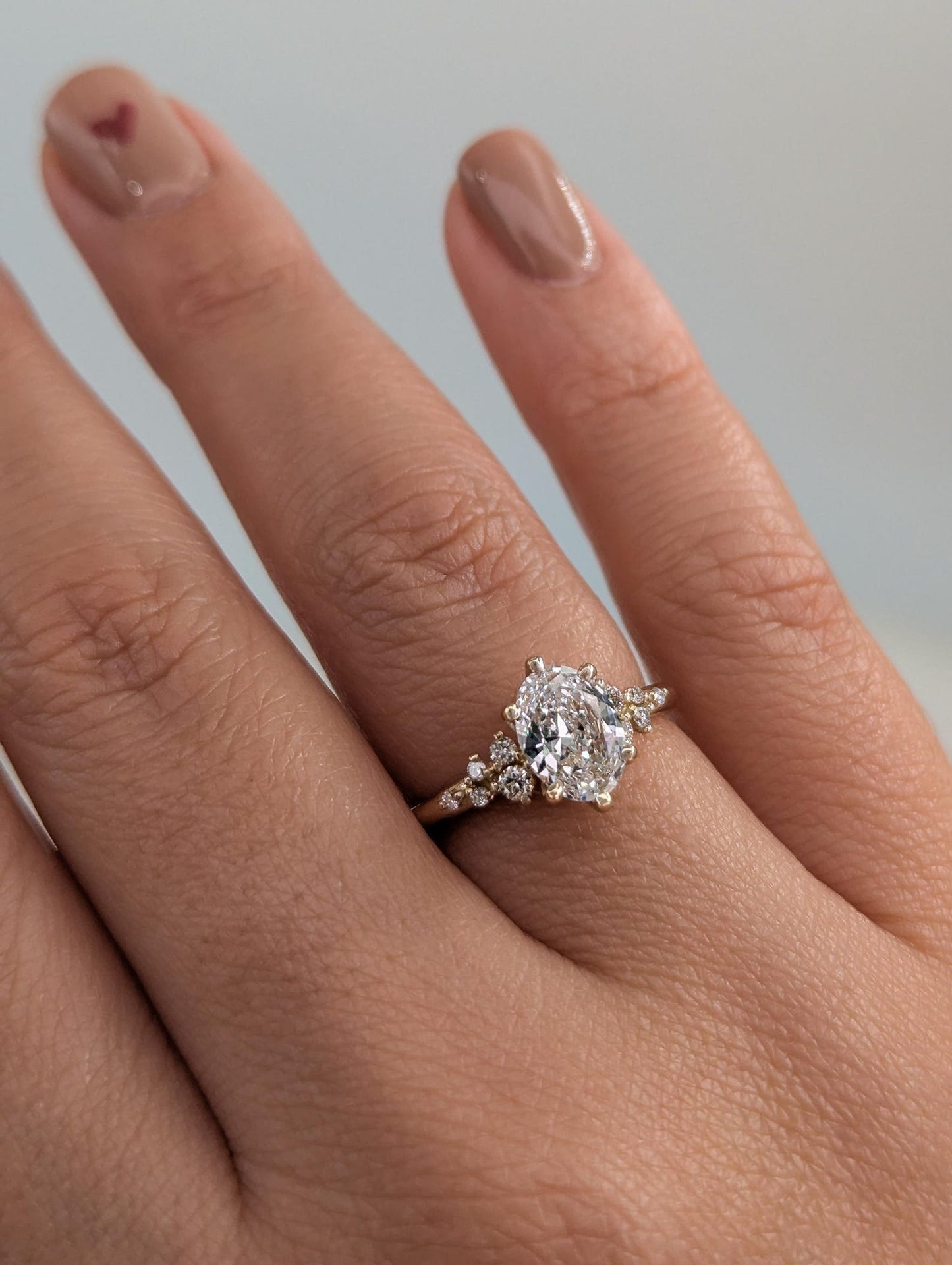 1 CT Oval Cut Cluster Moissanite Engagement Ring