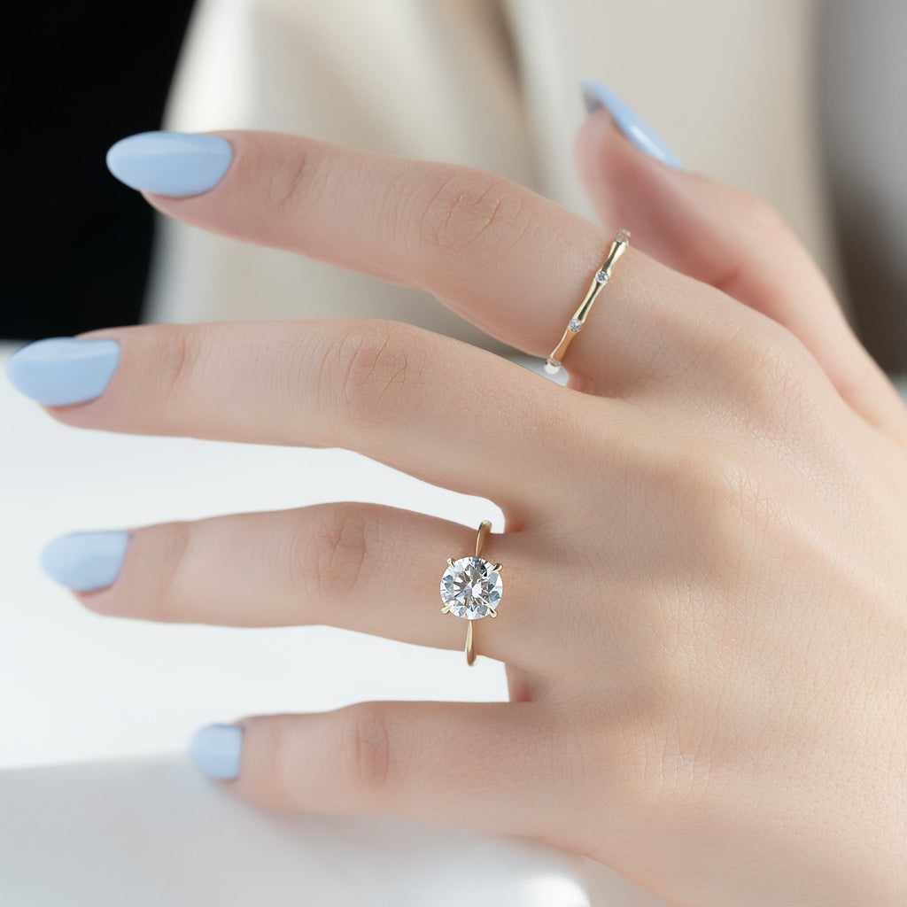 2 CT - 2.5 CT Round Cut Solitaire Moissanite Engagement Ring