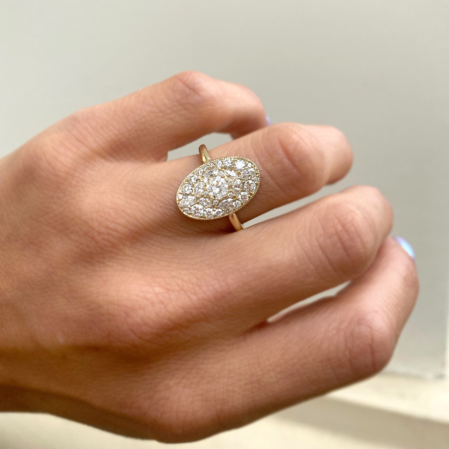 0.35 CT Round Cut Moissanite Oval Shape Mosaic Engagement Ring