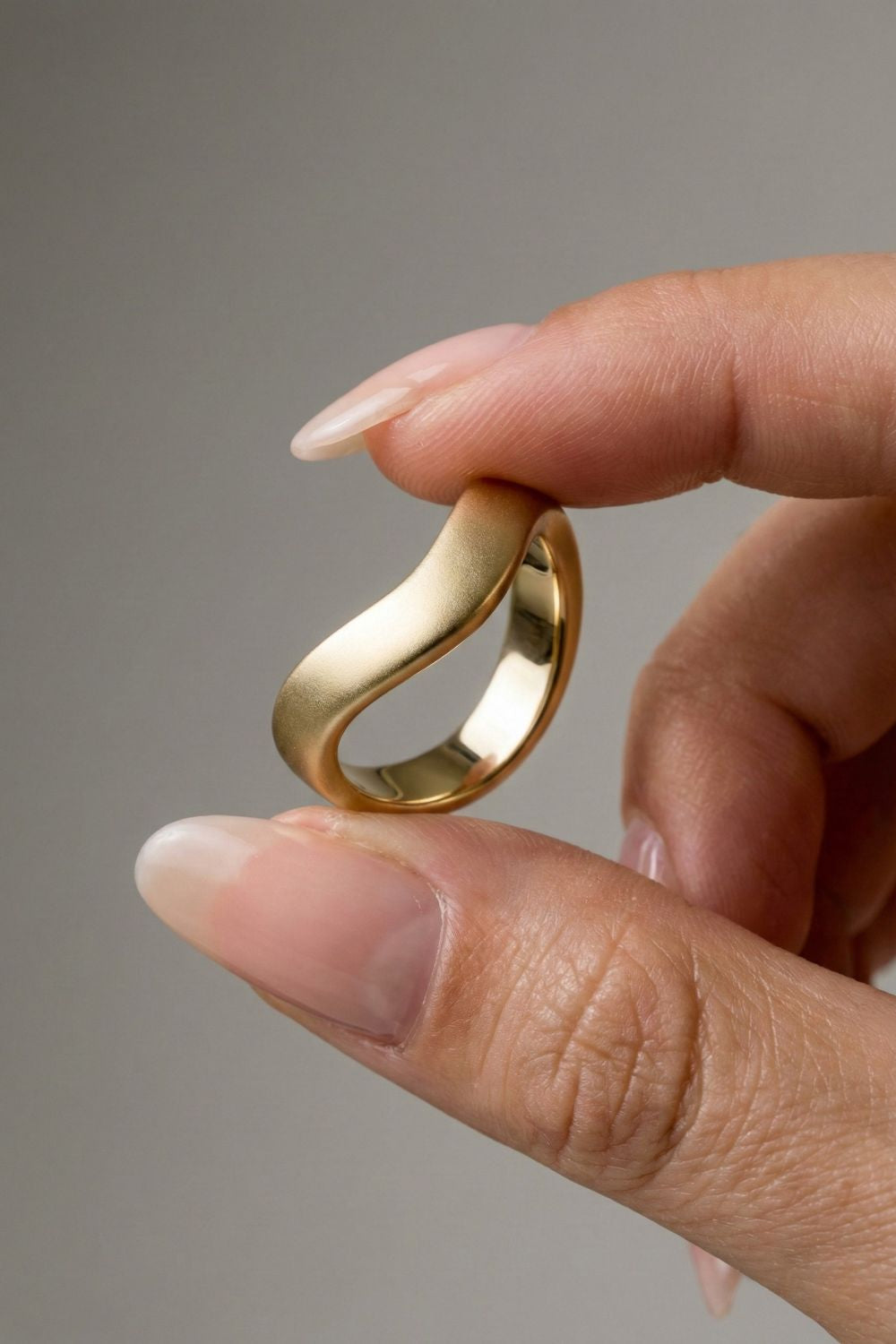 Chevron Plain Wedding Band