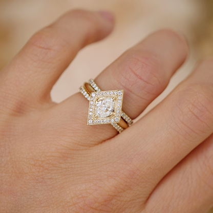 0.72 CT Oval Cut Moissanite Diamond Shape Mosaic Engagement Ring