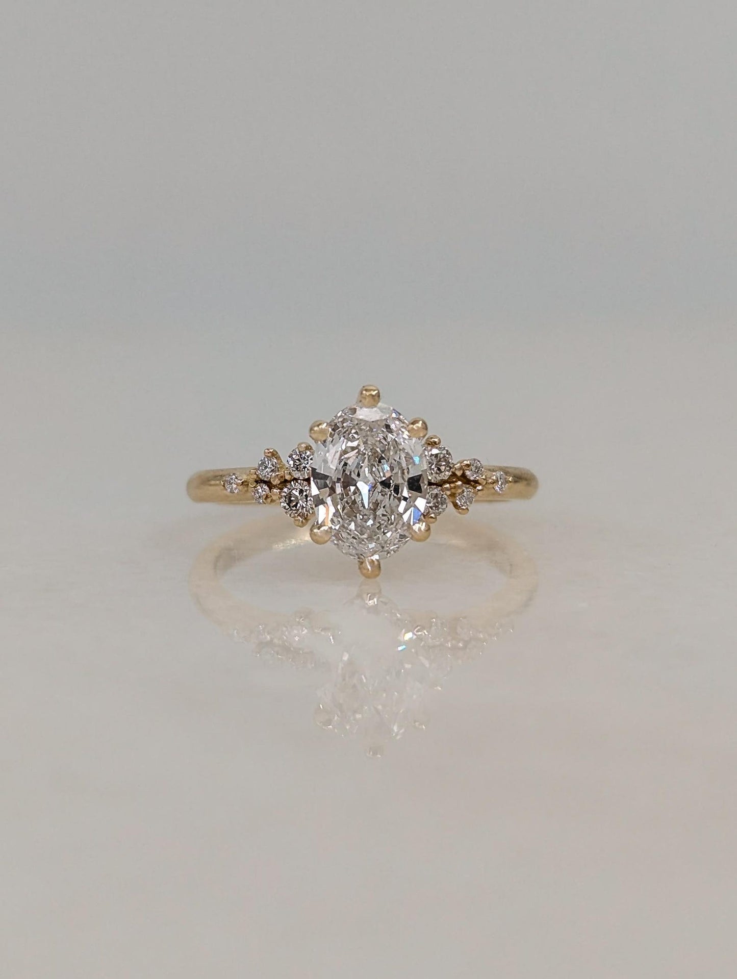 1 CT Oval Cut Cluster Moissanite Engagement Ring