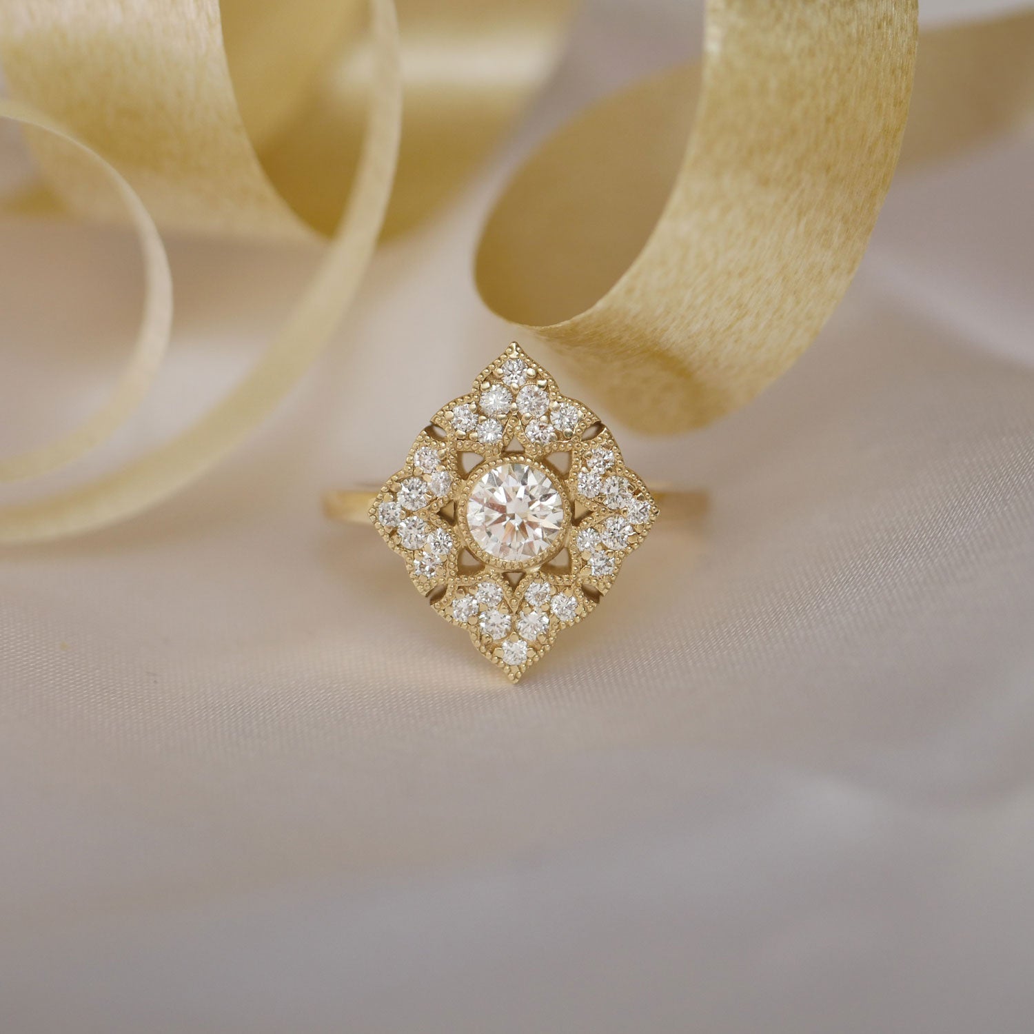 0.47 CT Round Cut Moissanite Deco Baroque Mosaic Engagement Ring