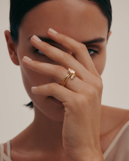 1 CT - 3 CT Pear Cut Lab grown Diamond Bypass Side Stone Engagement Ring