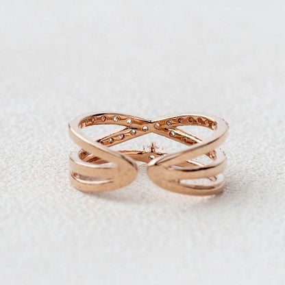 0.28 TCW  Round Moissanite Criss Cross Style Wedding Band