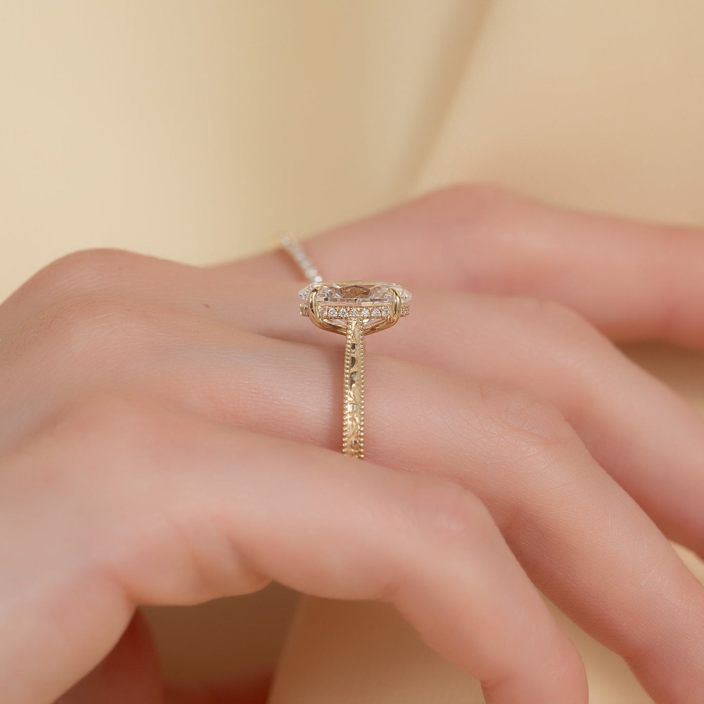 1.5 CT - 2.5 CT Oval Cut Hidden Halo Vintage Moissanite Engagement Ring