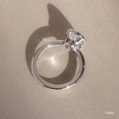 1.5 CT - 2.5 CT Oval Cut Solitaire Bezel Moissanite Engagement Ring