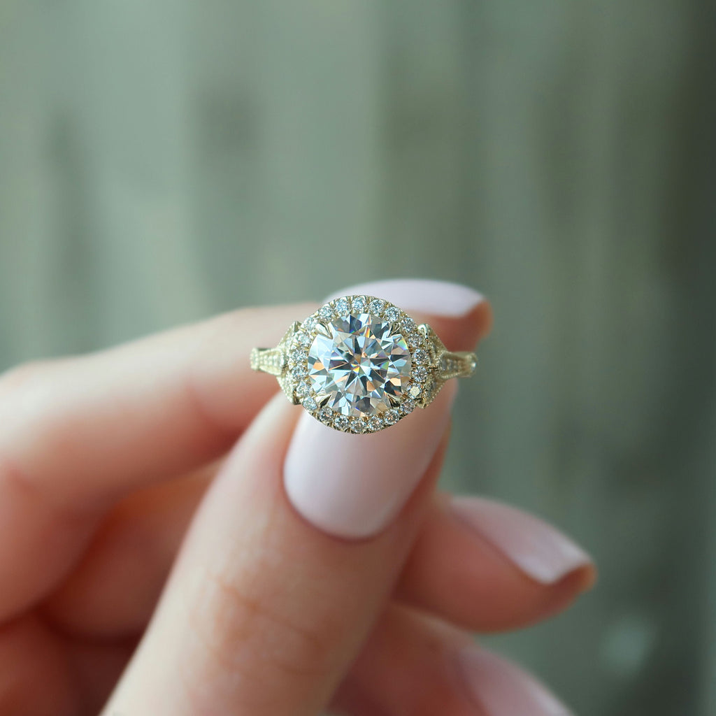 2 CT - 3 CT Round Cut Halo Art Deco Style Moissanite Engagement Ring