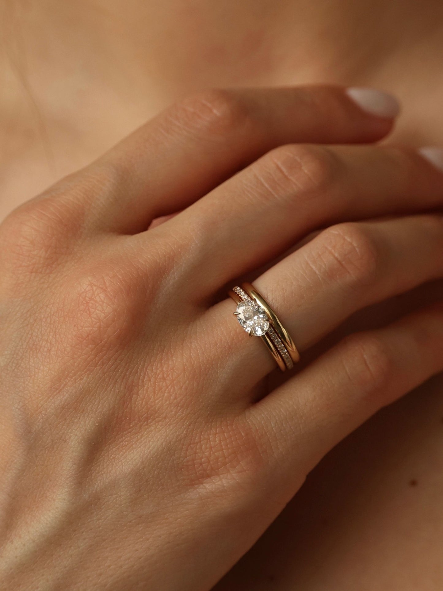 1 CT - 3 CT East-West Oval Cut Lab grown Diamond Solitaire Engagement Ring