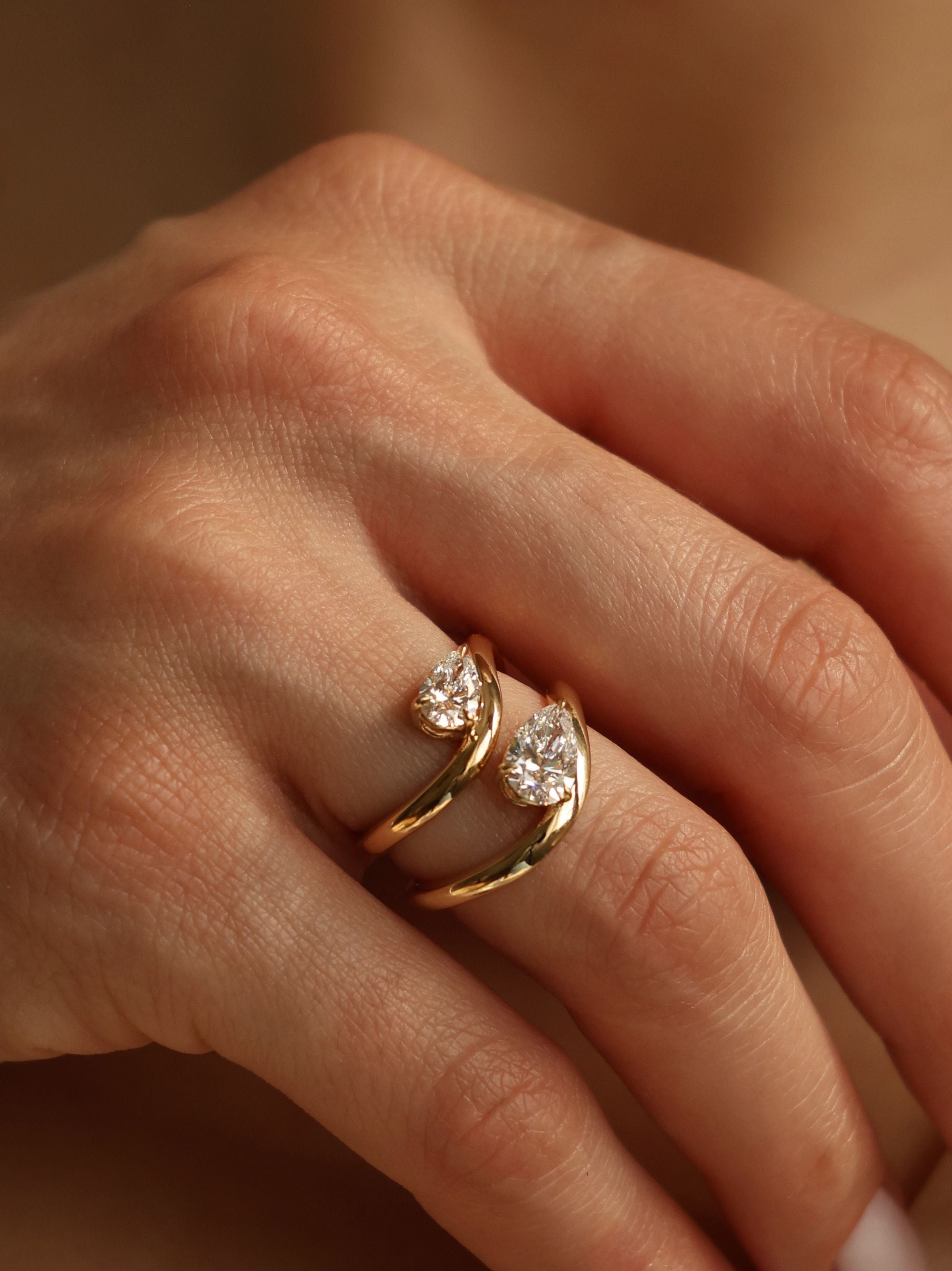 1 CT - 3 CT Pear Cut Lab grown Diamond Solitaire Engagement Ring