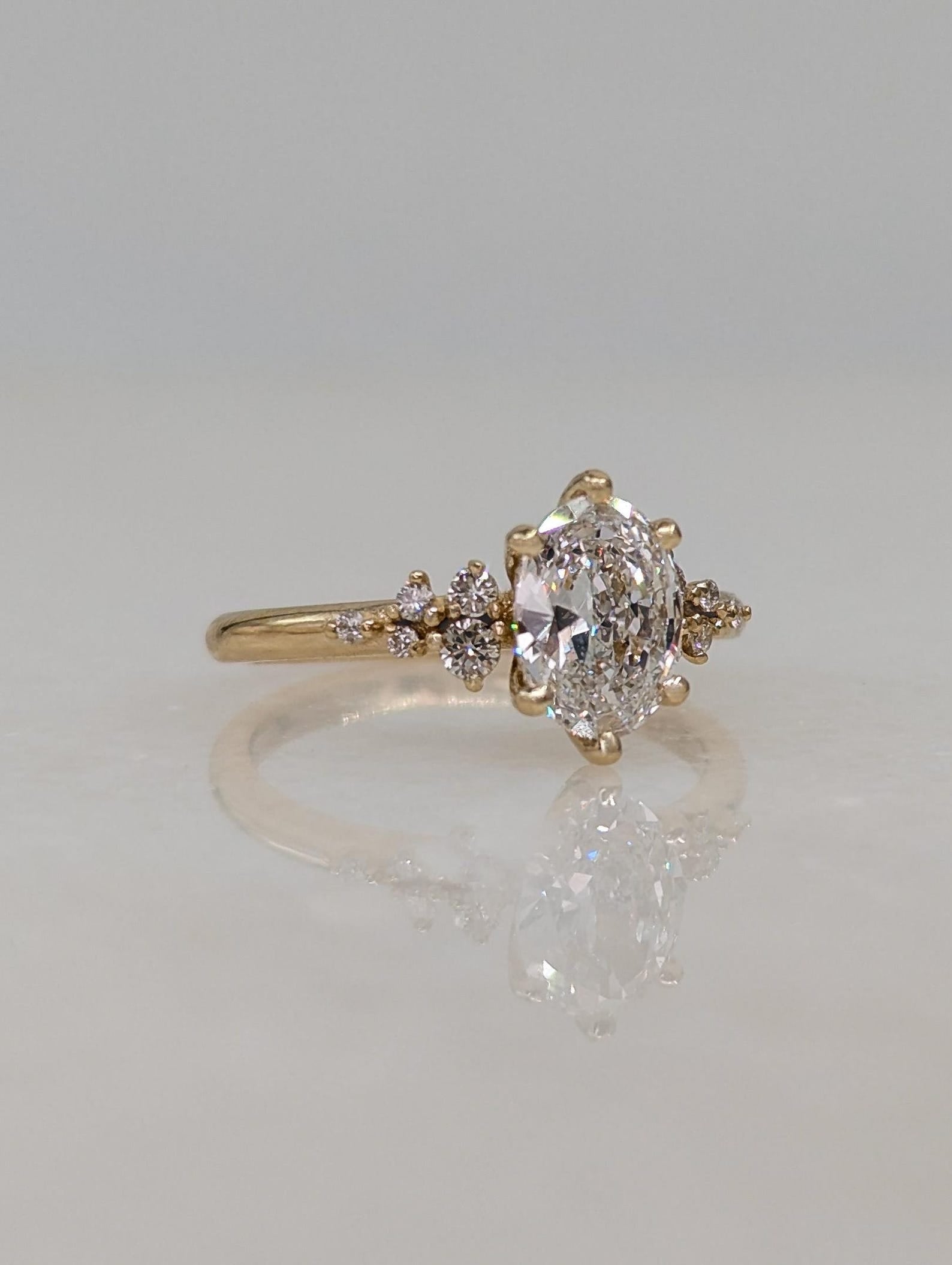 1 CT Oval Cut Cluster Moissanite Engagement Ring