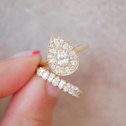 0.57 CT Pear Cut Moissanite Pear Shape Mosaic Engagement Ring