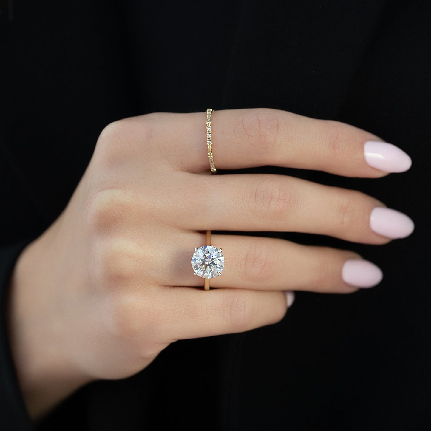 2 CT - 3.5 CT Round Cut Hidden Halo Moissanite Engagement Ring