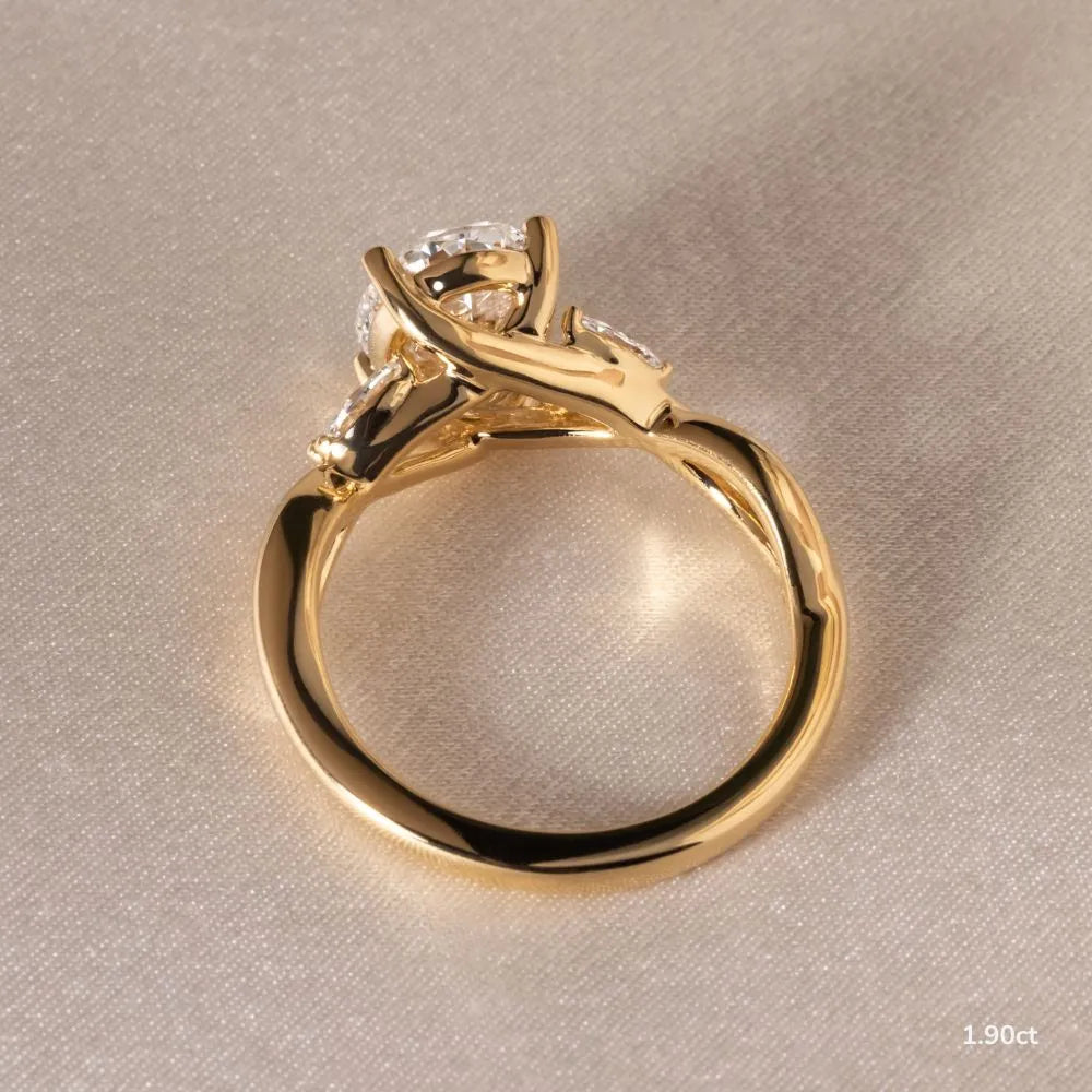 1.9 CT - 2.9 CT Oval Cut Twisted Cluster Moissanite Engagement Ring