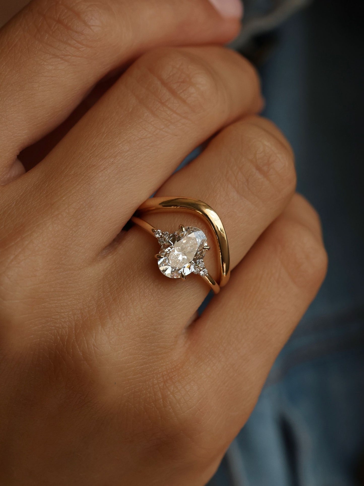 2 CT - 4 CT Oval Cut Lab grown Diamond Cluster Engagement Ring