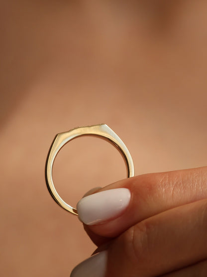 0.05 TCW Round CVD Diamond Signet Wedding Band For Men