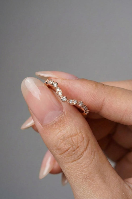 Round Moissanite Milgrain V-Shape Pave Style Wedding Band