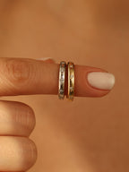 0.1 TCW Round CVD Diamond Flush Setting Wedding Band
