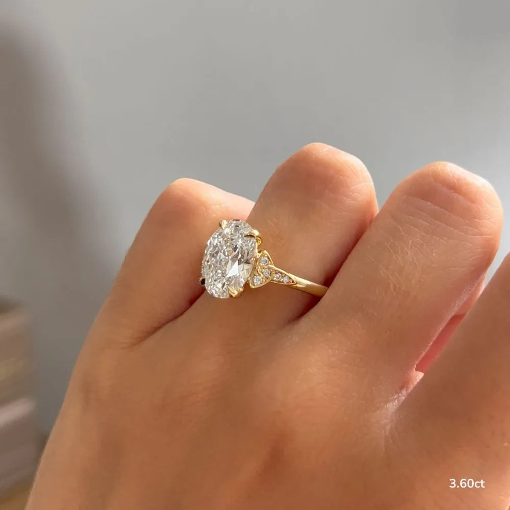 1.5 CT - 3.6 CT Oval Cut Vintage Style Moissanite Engagement Ring