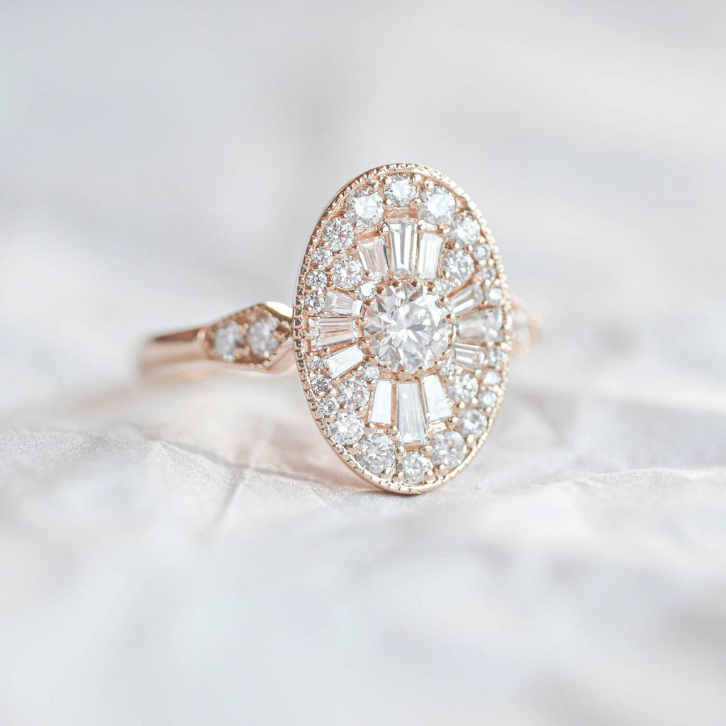 0.28 CT Round Cut Moissanite Oval Shape Mosaic Engagement Ring