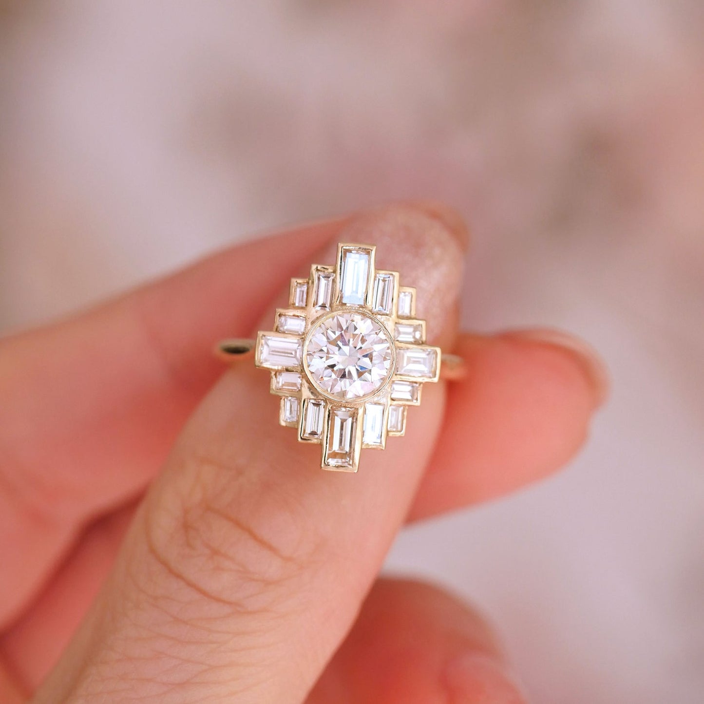 0.8 CT Round Cut Moissanite Rockefeller Mosaic Engagement Ring