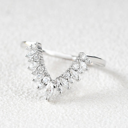 0.15 TCW Marquise & Round Moissanite Cluster Curved Wedding Band